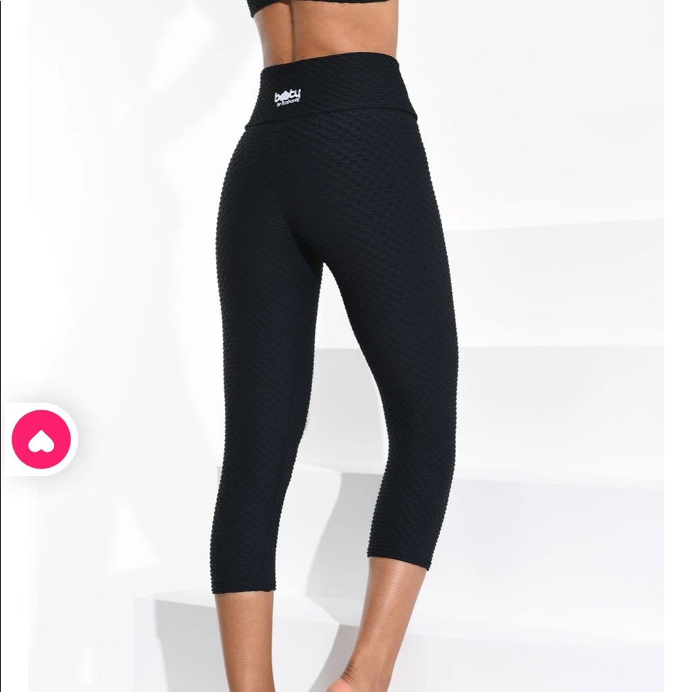 Booty by Brabants Croco Skin™ Cropped Leggings Black